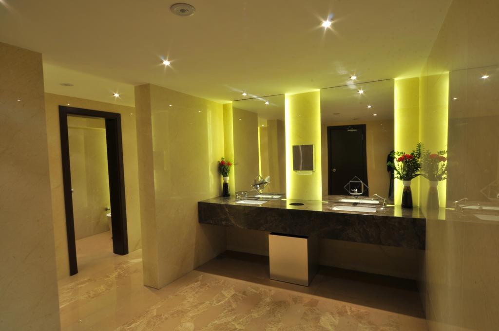 Adela Hotel Istanbul Exterior photo