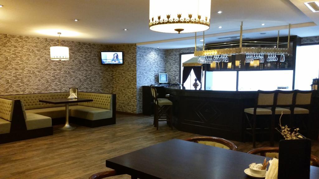 Adela Hotel Istanbul Exterior photo