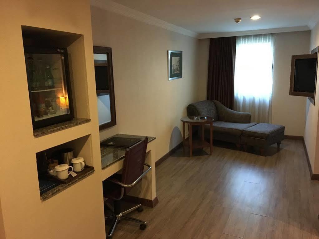 Adela Hotel Istanbul Exterior photo